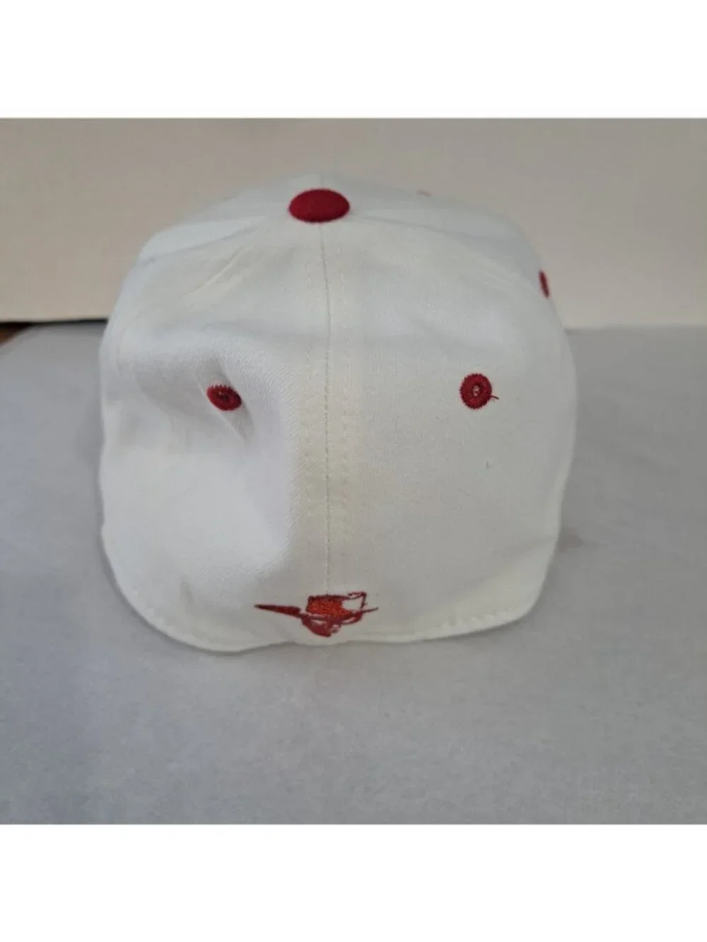 Texas Tech  White Baseball Cap Red Raiders OSFA  Stretch Collegiate Licensed